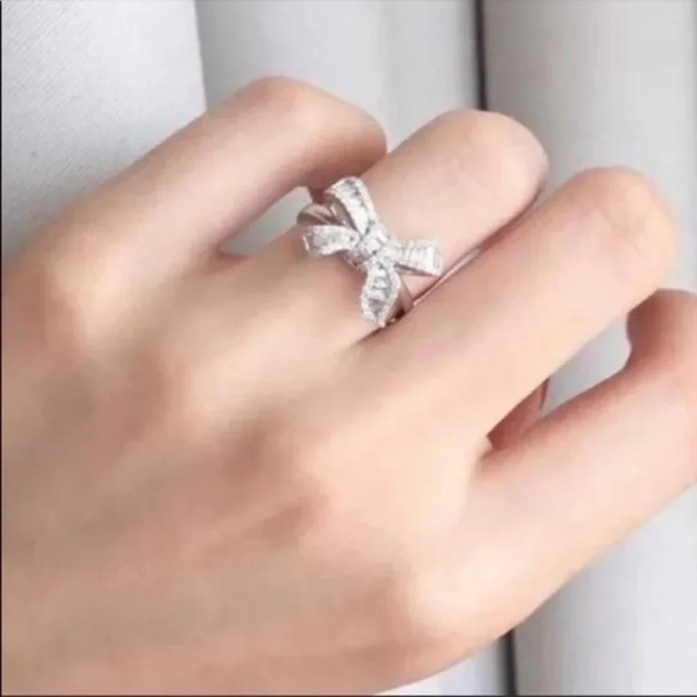 NEW BAGUETTE BOW 925 STERLING SILVER DIAMOND RING - Picture 4 of 6